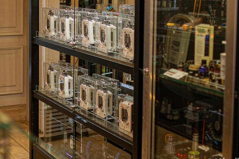 Buyer's Guide to Kafficarat kits — container load
