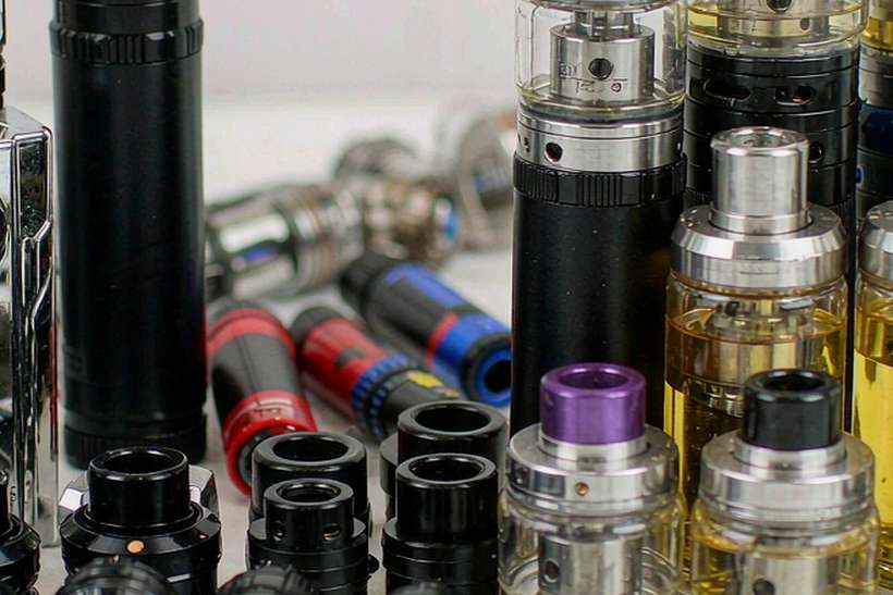 Buyer's Guide to Kafficarat tanks — Summer deals