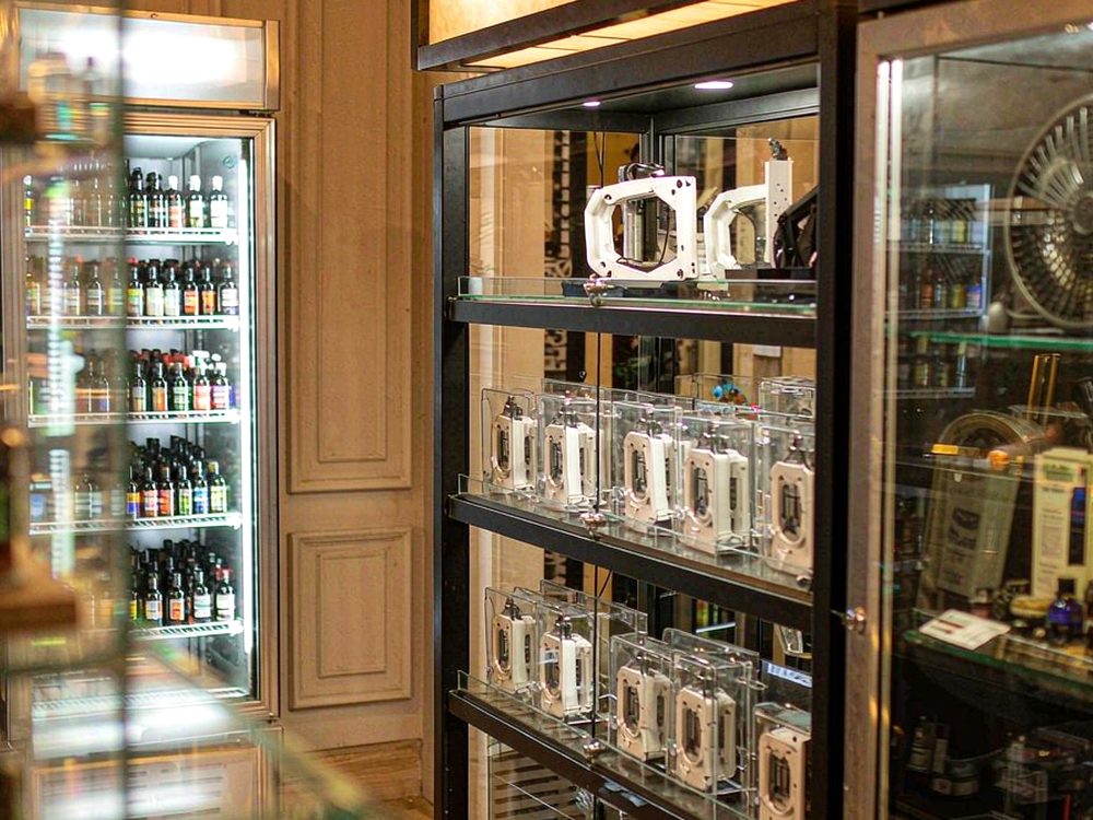 Case Study: Kafficarat accessories — no minimum MOQ