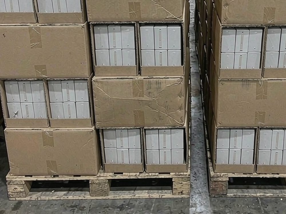 Restocking Kafficarat hardware — no minimum MOQ