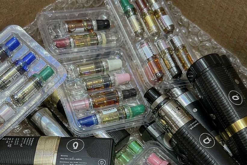 Shipping Guide for Kafficarat accessories — Asia Pacific