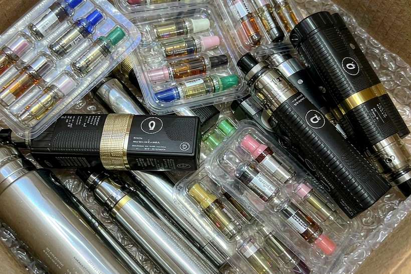 Warehouse Options for Kafficarat disposables — express air