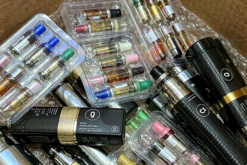 Warehouse Options for Kafficarat hardware — Middle East